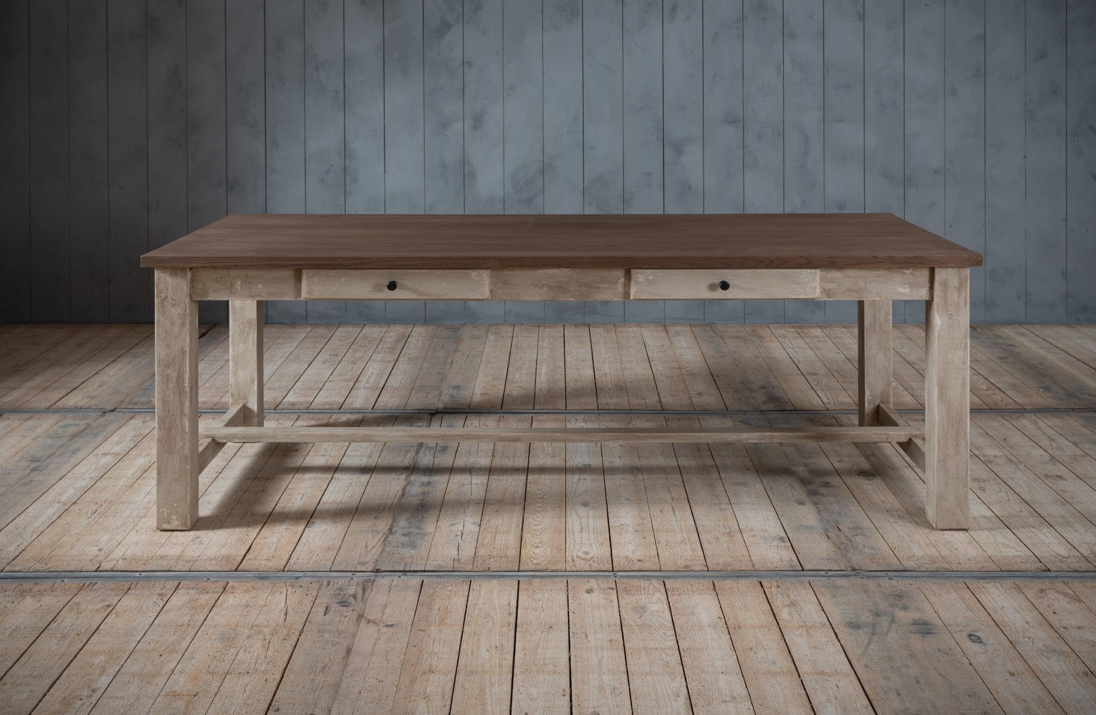 Tafel-met-schuiven-patine-maatwerk-woontheater